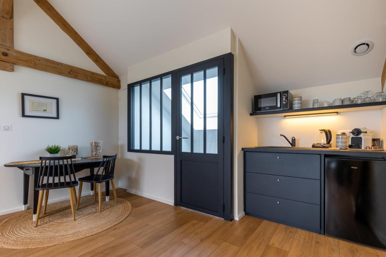 Bed and Breakfast La Burie Saint-Savinien Exterior foto